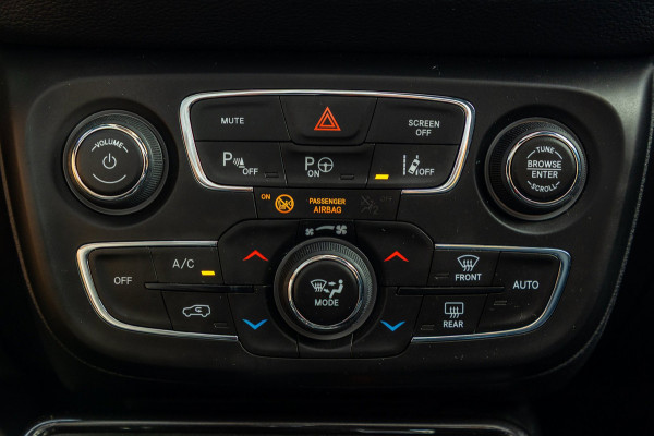 Jeep Compass 4xe 240 Plug-in Hybrid Electric Trailhawk I Pano I Leder I ALpine I Vol opties I