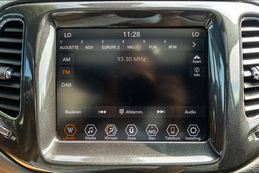 Jeep Compass 4xe 240 Plug-in Hybrid Electric Trailhawk I Pano I Leder I ALpine I Vol opties I