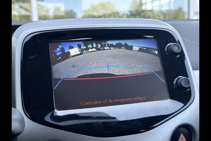 Toyota Aygo 1.0 VVT-i x-play | Camera | Carplay | Cruisec. | Navi