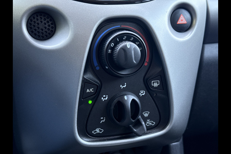 Toyota Aygo 1.0 VVT-i x-play | Camera | Carplay | Cruisec. | Navi