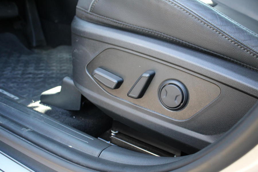 Hyundai Tucson 1.6 T-GDI PHEV Premium 4WD 265pk | Vol Leer | Camera | Krell Audip | Stoelverwarming en -Koeling | Elektr. Stoel