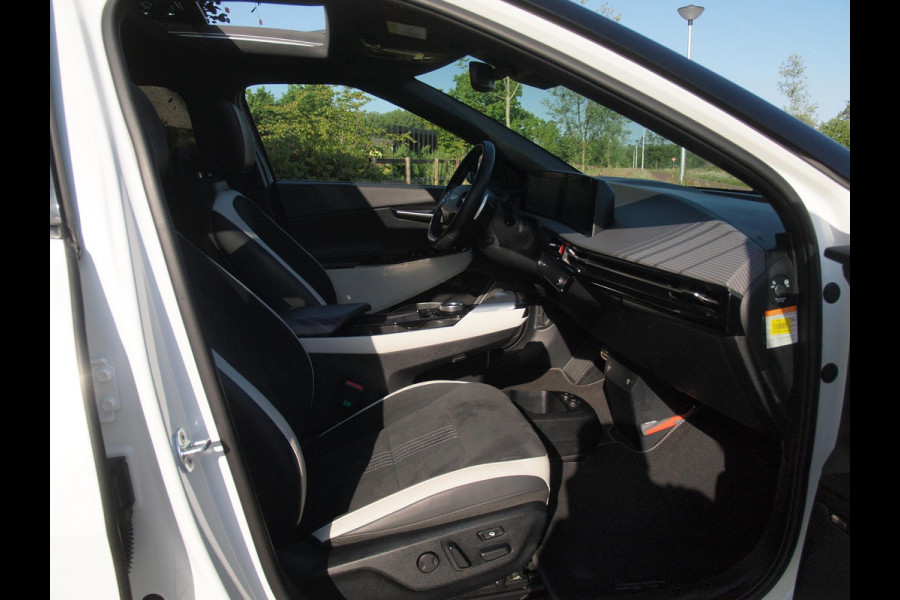 Kia Ev6 GT-Line 77.4 kWh | SOH 100% | Panoramadak | Trekhaak | 360 Camera | Head-Up Display | MERIDIAN SURROUND |