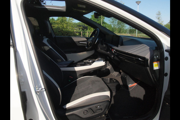 Kia Ev6 GT-Line 77.4 kWh | SOH 100% | Panoramadak | Trekhaak | 360 Camera | Head-Up Display | MERIDIAN SURROUND |
