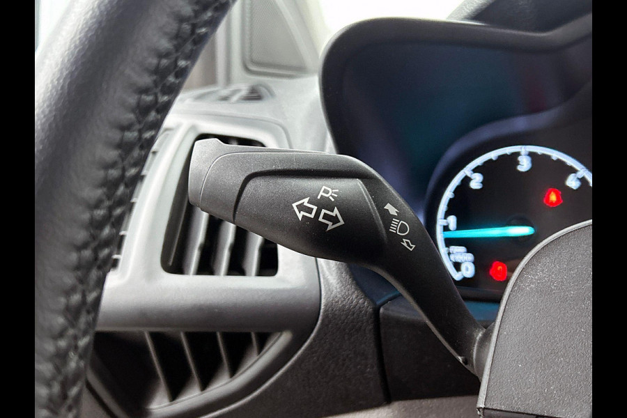 Ford Transit Connect 1.5 EcoBlue L2 Trend Navigatie Airco DAB+ Parkeersensoren Camera Bluetooth LM Velgen Apple Carplay/Android auto 3Zits