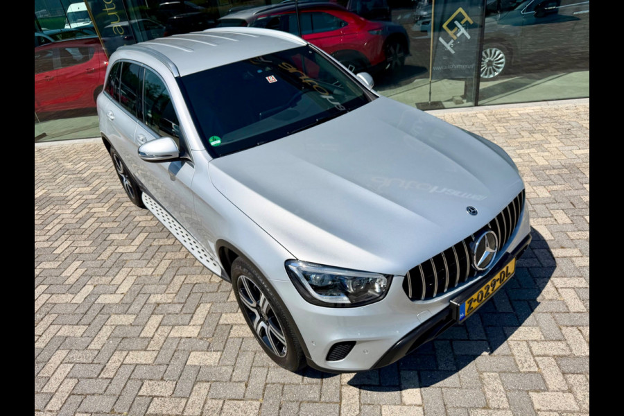 Mercedes-Benz GLC 200 4MATIC Premium Plus, AMG, Burmester, CarPlay, 19 inch, trekhaak