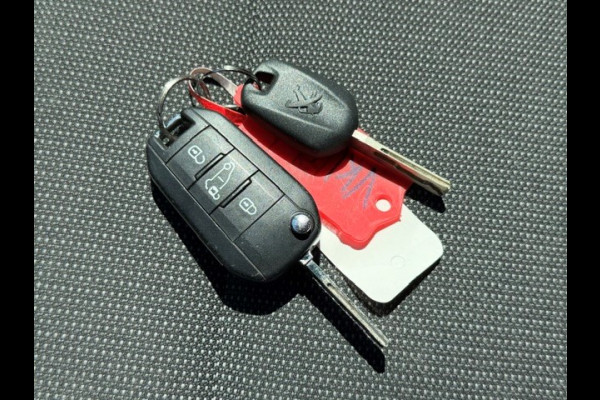 Peugeot Partner 1.2 PureTech Premium AIRCO I NAVI I PDC I MULTIMEDIA I 1e EIGENAAR I COMPLETE ONDERHOUDSHISTORIE