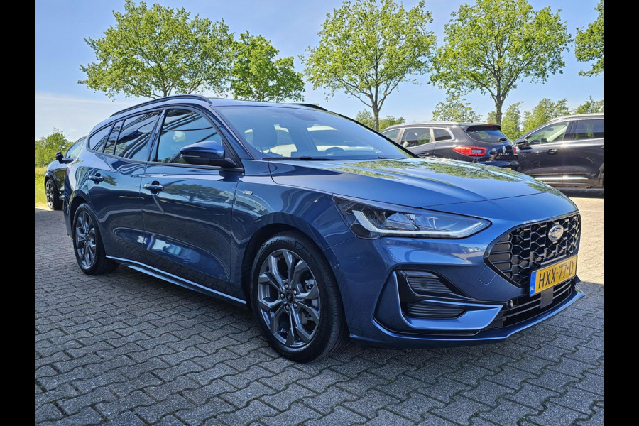 Ford FOCUS Wagon 1.0 EcoBoost Hybrid ST Line | Chrome Blue | Winter Pack | Driver Assistance Pack | NL Auto |