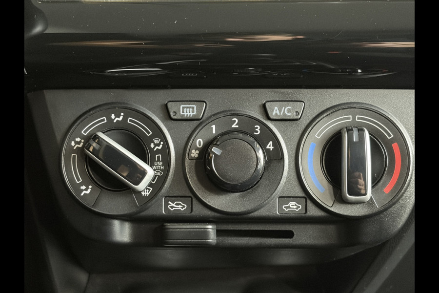 Suzuki Swift 1.2 Select dealer onderhouden | navi | achteruitrijcamera | stoelverwarming