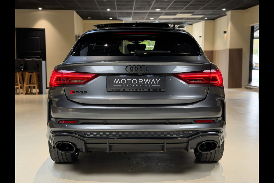Audi RSQ3 Sportback 2.5 TFSI|Pano|RS Seats|Camera|Sonos|Matrix|Trekhaak