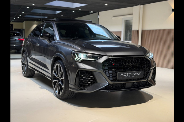 Audi RSQ3 Sportback 2.5 TFSI|Pano|RS Seats|Camera|Sonos|Matrix|Trekhaak