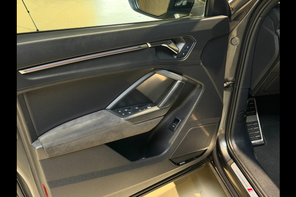 Audi RSQ3 Sportback 2.5 TFSI|Pano|RS Seats|Camera|Sonos|Matrix|Trekhaak