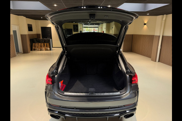 Audi RSQ3 Sportback 2.5 TFSI|Pano|RS Seats|Camera|Sonos|Matrix|Trekhaak
