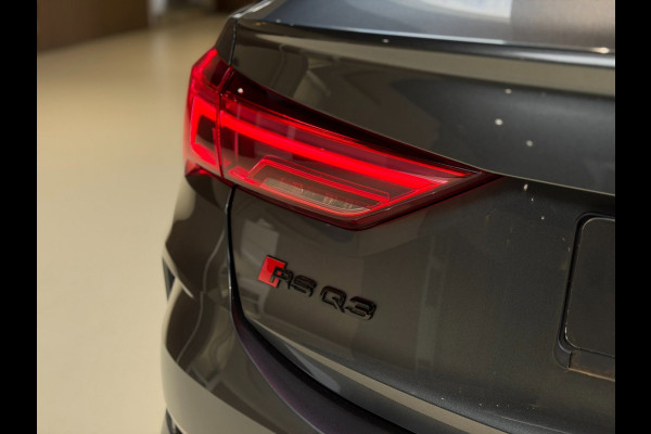 Audi RSQ3 Sportback 2.5 TFSI|Pano|RS Seats|Camera|Sonos|Matrix|Trekhaak