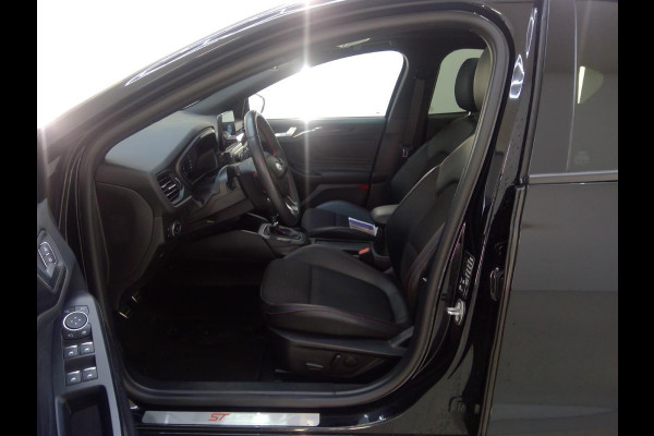 Ford Focus 1.5 EcoBoost ST Line Business 182 PK | 99600 KM | Panorama Dak | Bang & Olufsen Audio | WORDT VERTWACHT!