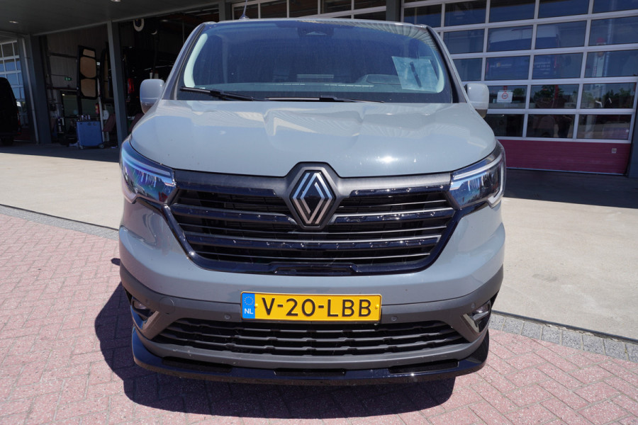 Renault Trafic 2.0 Blue dCi 130PK L2H1 Advance Schuifdeur L+R Black Edition Nr. V058 | Airco | Cruise | Navigatie | Camera | All season+ 20" LM Velgen