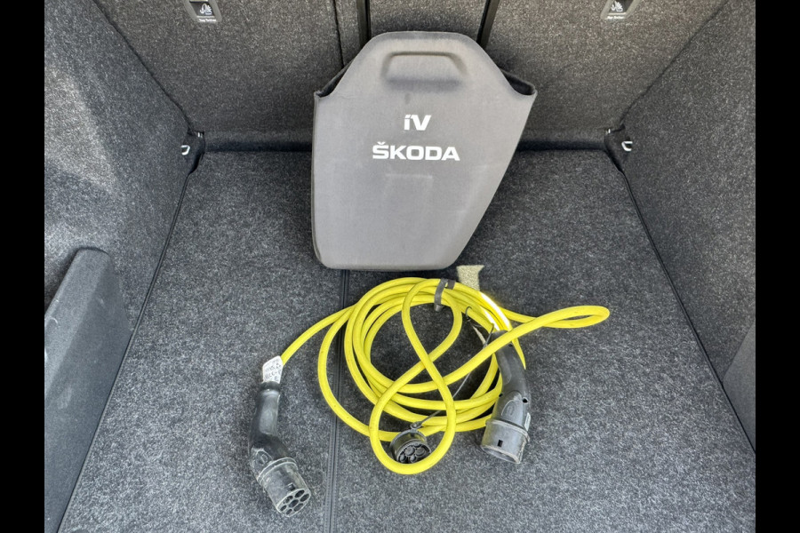 Škoda ENYAQ iV 80 Limited Edition Camera Carplay Navi Stoel en Stuurverwarming Climate Control achter