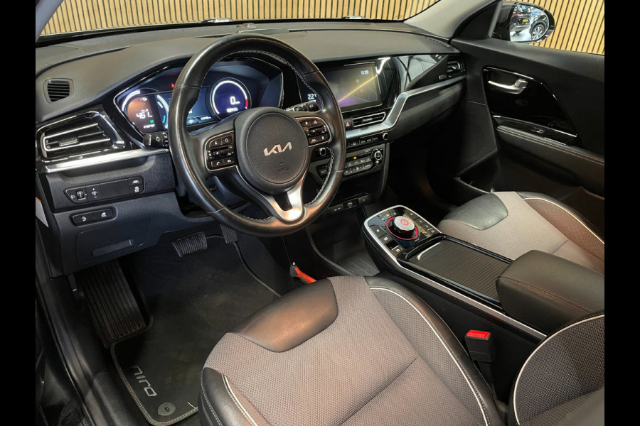 Kia e-Niro DynamicLine 64 kWh|100% SOH|FACELIFT|3-FASE|LEDER|ACC|CARPLAY|CAMERA|STOEL+STUURVERW|INCL.BTW|1e EIGENAAR|NL-AUTO|NAP|