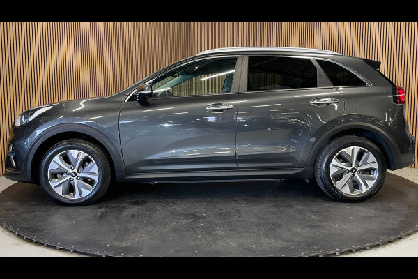 Kia e-Niro DynamicLine 64 kWh|100% SOH|FACELIFT|3-FASE|LEDER|ACC|CARPLAY|CAMERA|STOEL+STUURVERW|INCL.BTW|1e EIGENAAR|NL-AUTO|NAP|