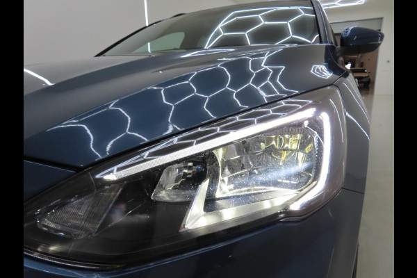 Ford FOCUS Wagon 1.0 EcoBoost Hybrid ST Line X Business | 82.700 KM | Winter Pack | Trekhaak | WORDT VERWACHT!