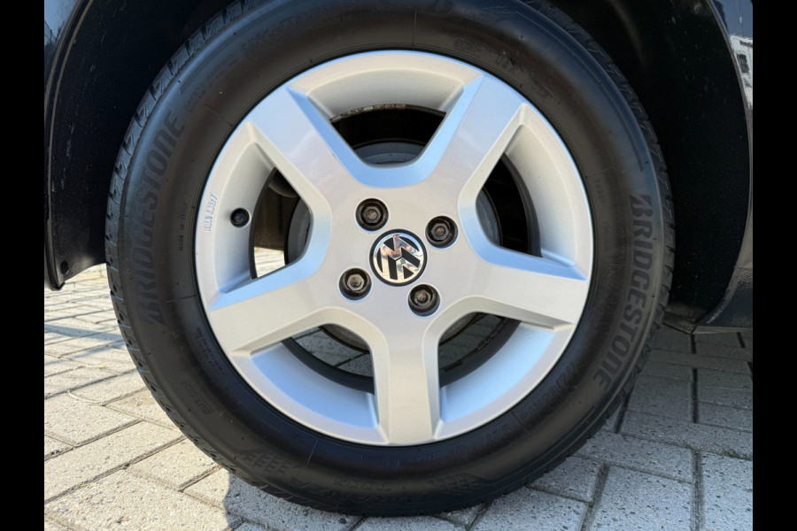 Volkswagen up! 1.0 BMT high up!| Airco | PDC | 14' LMV| Start/Stop |