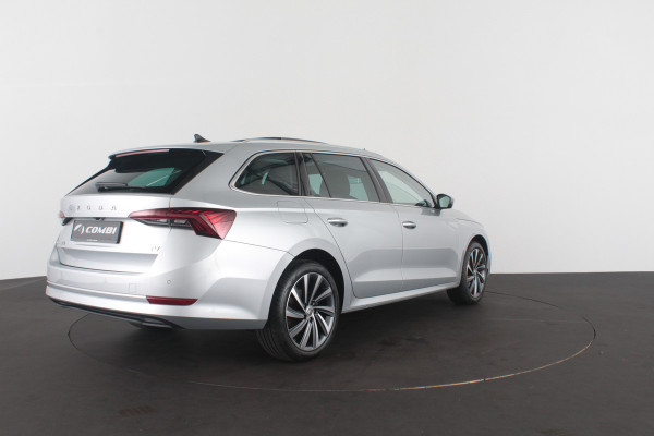 Škoda Octavia Combi 1.4 TSI iV PHEV Style > Plug in Hybride/Pano.dak/Trekhaak/Winterpakket...