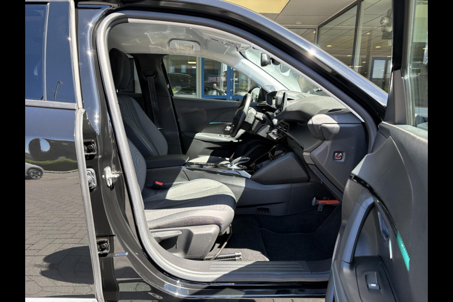 Peugeot e-2008 EV Allure Pack 50 kWh | Pack Drive | 3D Navigatie | Stoelverwarming | Adaptive Cruise |  SOH 91,8%