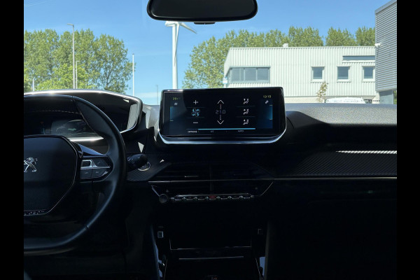 Peugeot e-2008 EV Allure Pack 50 kWh | Pack Drive | 3D Navigatie | Stoelverwarming | Adaptive Cruise |  SOH 91,8%