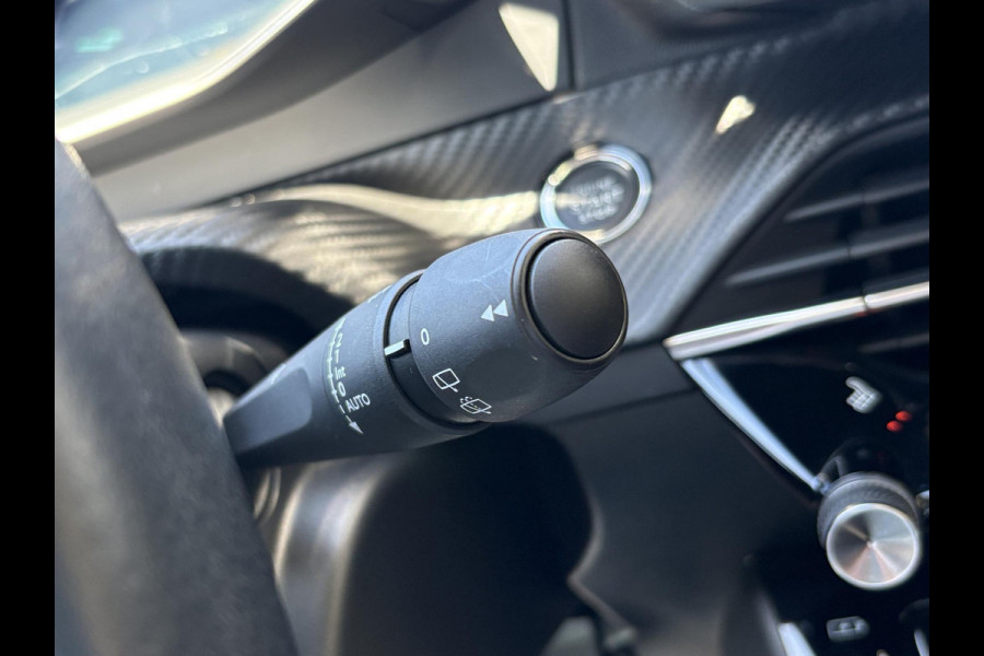 Peugeot e-2008 EV Allure Pack 50 kWh | Pack Drive | 3D Navigatie | Stoelverwarming | Adaptive Cruise |  SOH 91,8%
