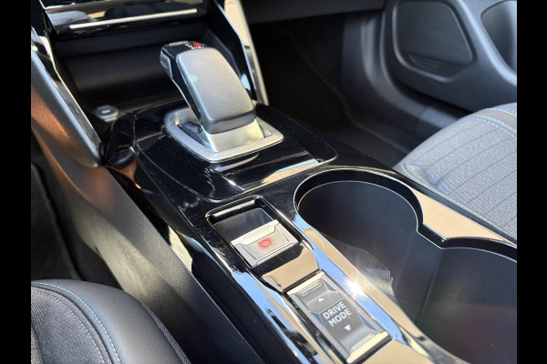 Peugeot e-2008 EV Allure Pack 50 kWh | Pack Drive | 3D Navigatie | Stoelverwarming | Adaptive Cruise |  SOH 91,8%