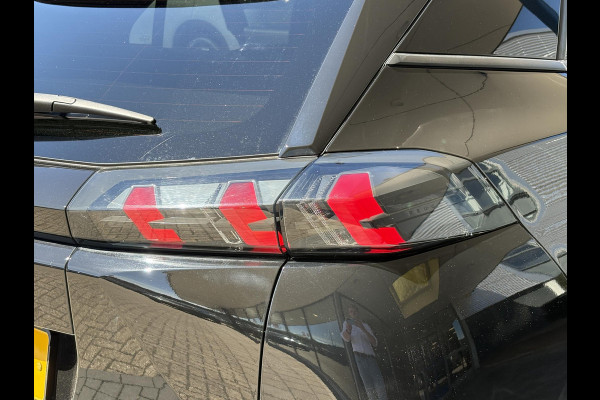 Peugeot e-2008 EV Allure Pack 50 kWh | Pack Drive | 3D Navigatie | Stoelverwarming | Adaptive Cruise |  SOH 91,8%