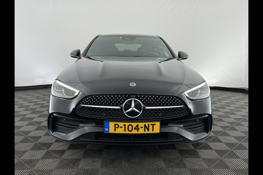 Mercedes-Benz C-Klasse 180 AMG Line (INCL.BTW) *LEATHER | FULL-LED | HEATED-SPORTSEATS | DIGI-COCKPIT | BLINDSPOT | CAMERA | DAB | AMBIENT-LIGHT | SHIFT-PADDLES | PRIVACY-GLASS | ECC | PDC | CRUISE | 19''ALU*