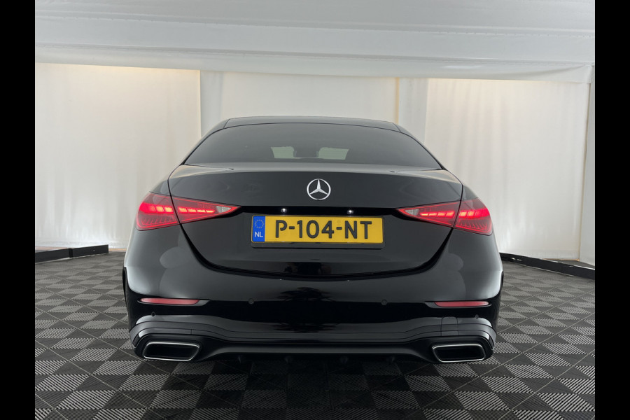Mercedes-Benz C-Klasse 180 AMG Line (INCL.BTW) *LEATHER | FULL-LED | HEATED-SPORTSEATS | DIGI-COCKPIT | BLINDSPOT | CAMERA | DAB | AMBIENT-LIGHT | SHIFT-PADDLES | PRIVACY-GLASS | ECC | PDC | CRUISE | 19''ALU*