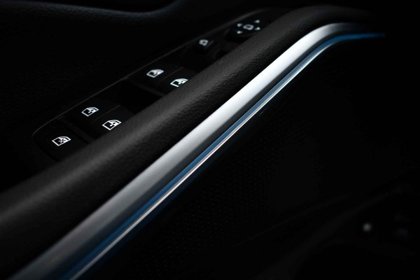 BMW 3-serie 320i M-Sport LCI-2 Pano ACC 360 HUD 19inch El-klep