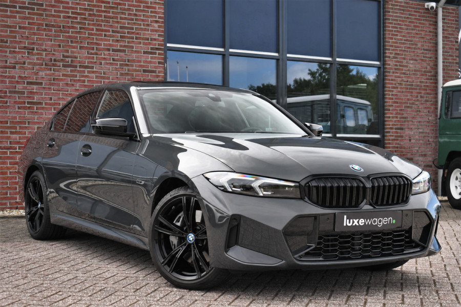 BMW 3-serie 320i M-Sport LCI-2 Pano ACC 360 HUD 19inch El-klep