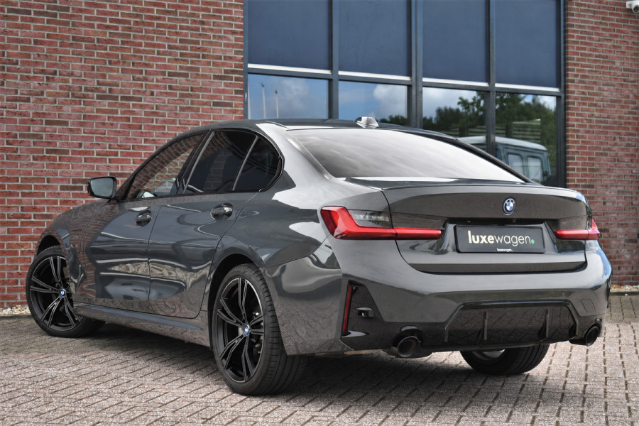 BMW 3-serie 320i M-Sport LCI-2 Pano ACC 360 HUD 19inch El-klep