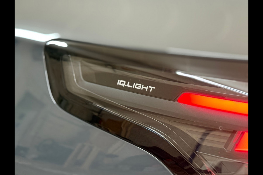 Volkswagen Tiguan 1.5 eHybrid R-Line 272 PK | Garantie tot 2030 | Dolphin Grey | IQ.Light HD | Leder | H/K Sound | Pano | Trekhaak