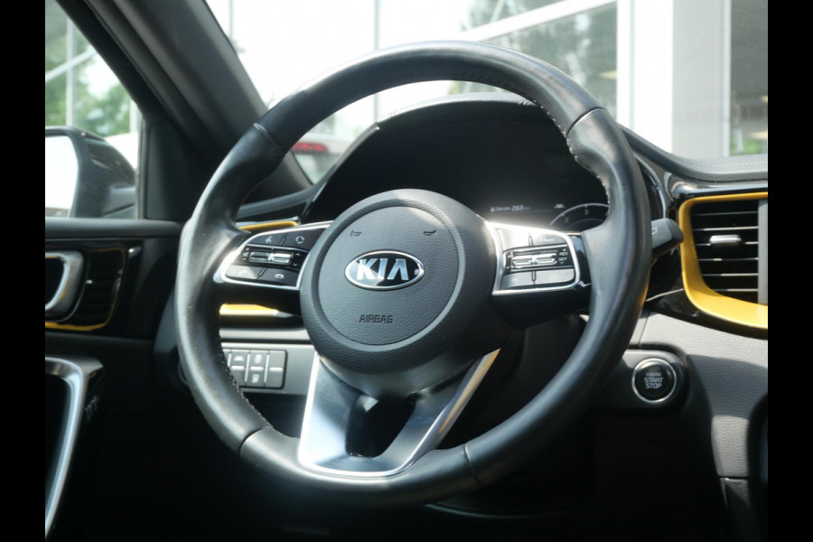 Kia Xceed 1.0 T-GDi DynamicPlusLine | Design Pack | Schuif-kanteldak | Cruise | Keyless | Navi | Carplay |