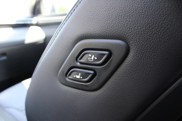 Hyundai Tucson 1.6 T-GDI PHEV Premium Sky 4WD 265pk | Trekhaak | Panoramadak | Stoelverwarming/Koeling | Adaptive cruise control
