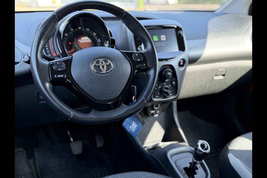Toyota Aygo 1.0 VVT-i x-play AUTOMAAT | APPLE CARPLAY / ANDROID AUTO | CAMERA | AIRCO | ONDERHOUD UITGEVOERD | DIRECT LEVERBAAR |