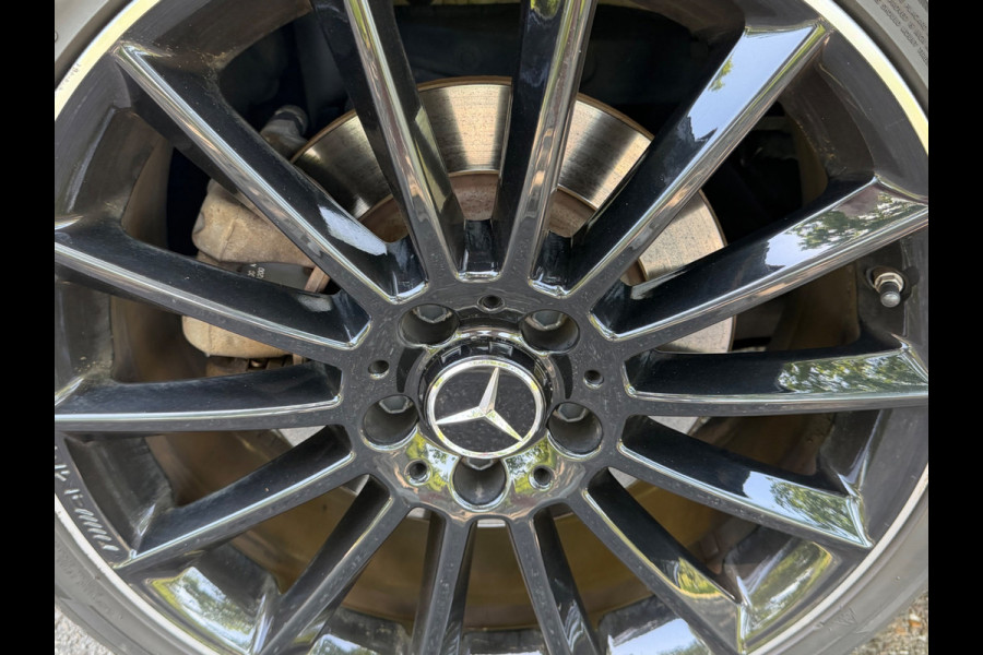 Mercedes-Benz CLA-Klasse Shooting Brake 250 e Premium Plus AMG styling Night edition, panoramadak, sfeerverlichting, stoelverw