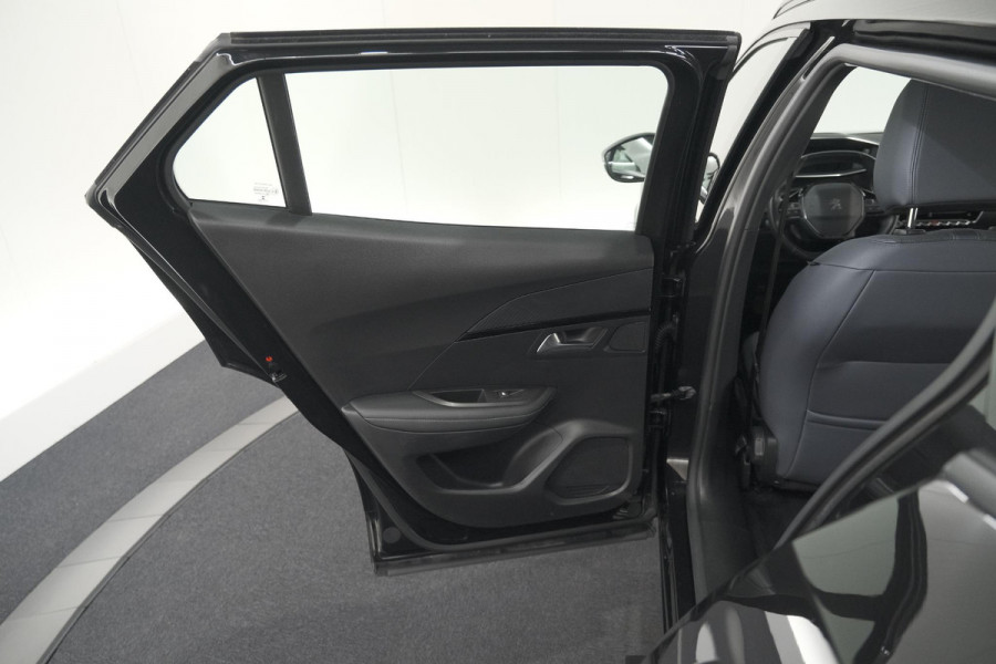 Peugeot 2008 PureTech 130 Blue Lease Allure | Camera | Apple Carplay | Parkeersensoren | Climate Control