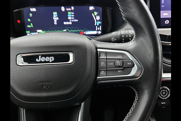 Jeep Compass 4xe 240PK Plug-in Hybrid Electric S / Pdc+Camera / Two- Tone / Leder / Stoel-Stuurverwarming / Navigatie / APK 07-2027