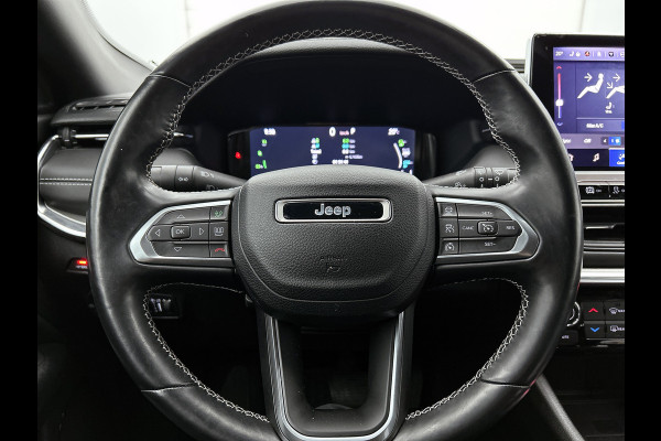 Jeep Compass 4xe 240PK Plug-in Hybrid Electric S / Pdc+Camera / Two- Tone / Leder / Stoel-Stuurverwarming / Navigatie / APK 07-2027