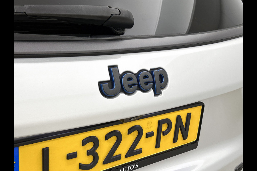 Jeep Compass 4xe 240PK Plug-in Hybrid Electric S / Pdc+Camera / Two- Tone / Leder / Stoel-Stuurverwarming / Navigatie / APK 07-2027