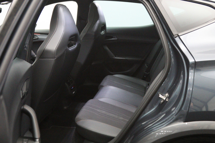 CUPRA Formentor 1.4 e-Hybrid VZ 245 PK Performance PHEV, Panoramadak, Keyless, Camera