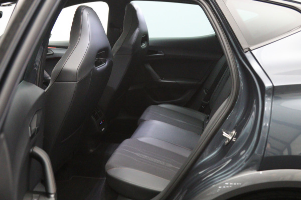 CUPRA Formentor 1.4 e-Hybrid VZ 245 PK Performance PHEV, Panoramadak, Keyless, Camera