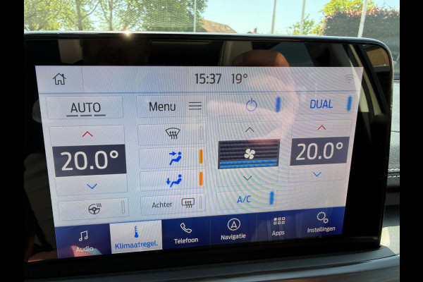 Ford FOCUS Wagon 1.5 AUT Vignale | Open dak | Trekhaak |
