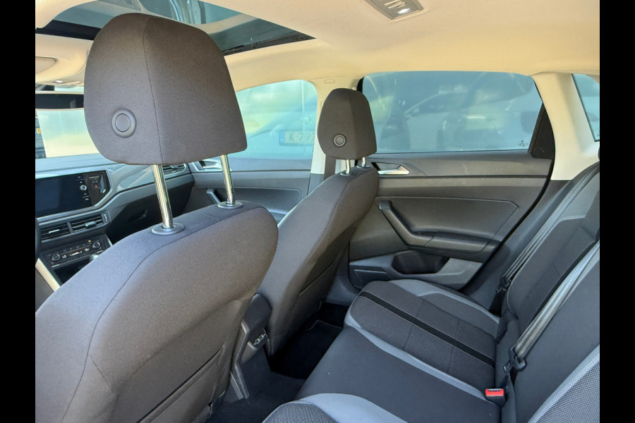 Volkswagen Polo 1.0 TSI DSG Highline Pano|LED|Stoelver|Camera|ACC