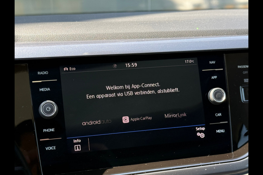 Volkswagen Polo 1.0 TSI DSG Highline Pano|LED|Stoelver|Camera|ACC
