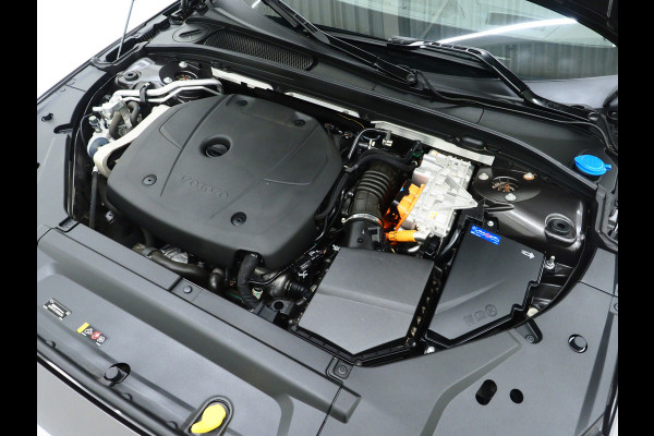 Volvo V90 2.0 T6 AWD Inscription | Panoramadak | Leder | Trekhaak | Harman/Kardon | Pilot Assist | HUD | 360